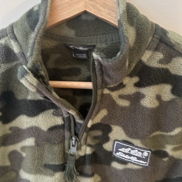 Eddie Bauer Camouflage Fleece Sweatshirt Boys Size Small or 7/8 - Picture 2 of 12